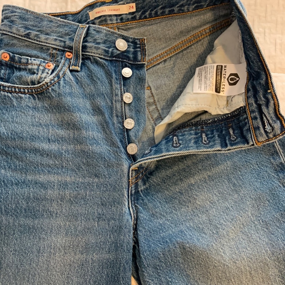 Levi’s ribcage jeans - Picture 5 of 6